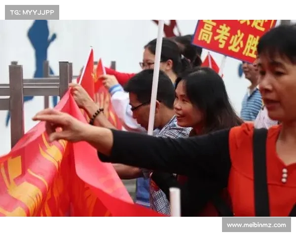 李凯尔送上高考祝福:愿每位学子都收获理想成果 李凯尔送上高考祝福:愿每位学子都收获理想成果